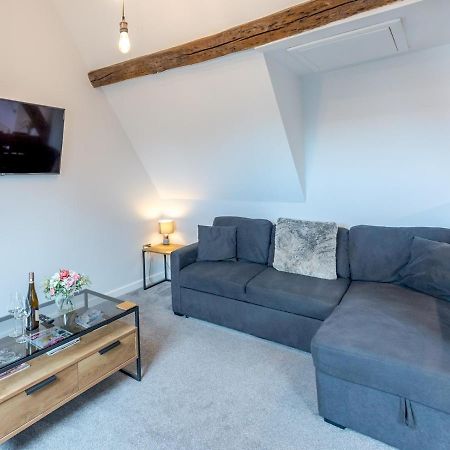 Pass The Keys 5C Charming Town Centre Apartment With Roof Top Views シュルーズベリー エクステリア 写真